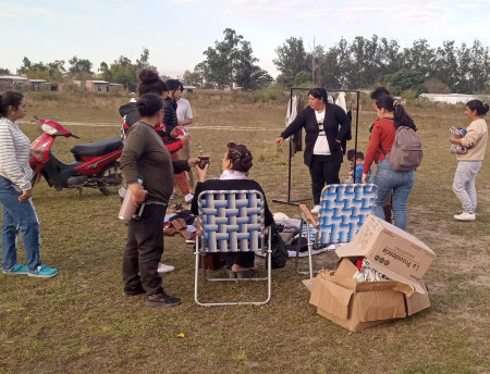 Perchero Solidario entregó ropas en el Barrio Sagrado Corazón 